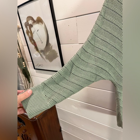 💚OPEN KNIT CHEVRON SWEATER – Light Sage Green (L) - Picture 7 of 11
